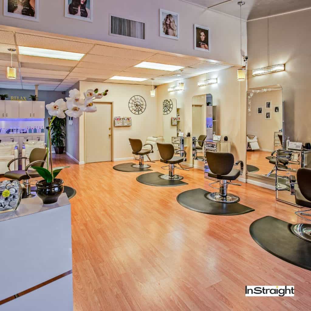 A huge salon under title Why Does Keratin Burn My Eyes?